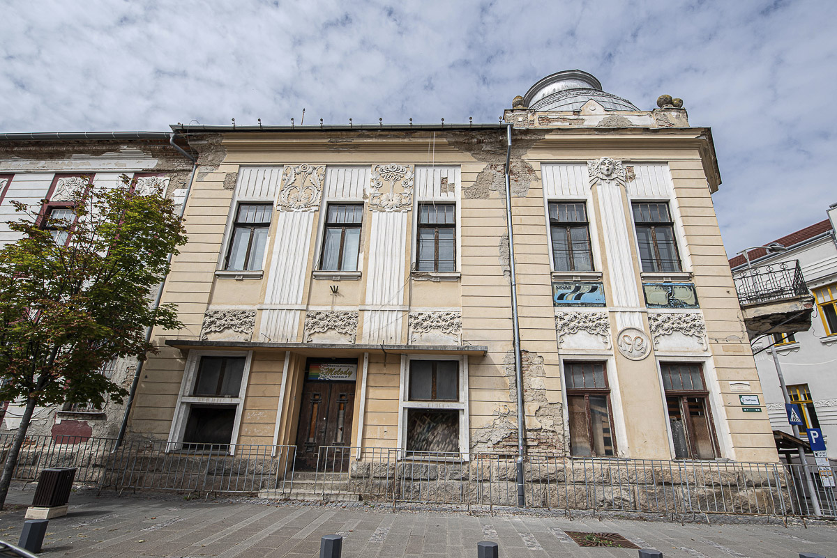 Nem tudni, mikor kezdődhet a Vigadó felújítása Nem tudni, mikor kezdődhet a Vigadó felújítása